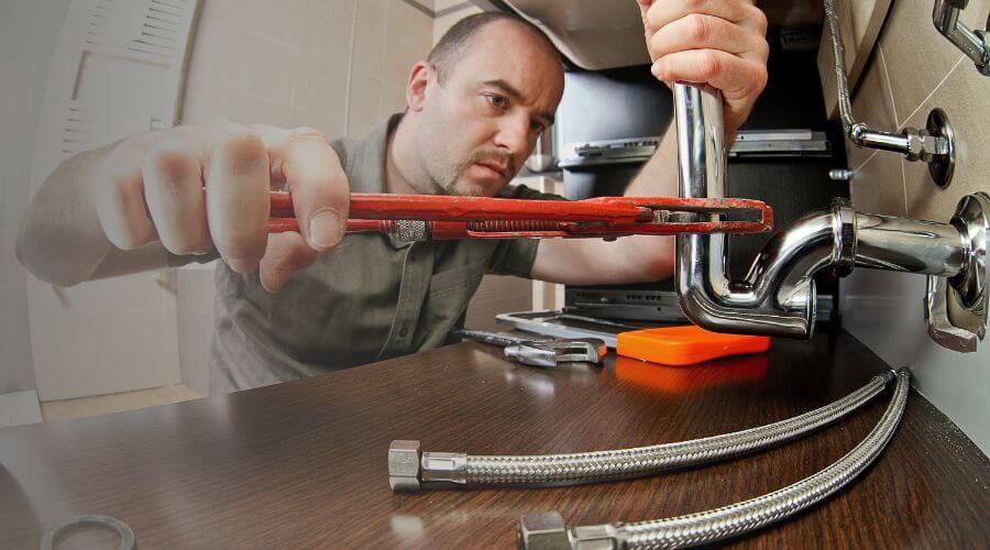 Expert burst pipe repair services in Gurdon, AR